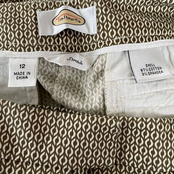 Talbots flat front crop print stretch pants, cotton and spandex blend, size 12. - Picture 5 of 5